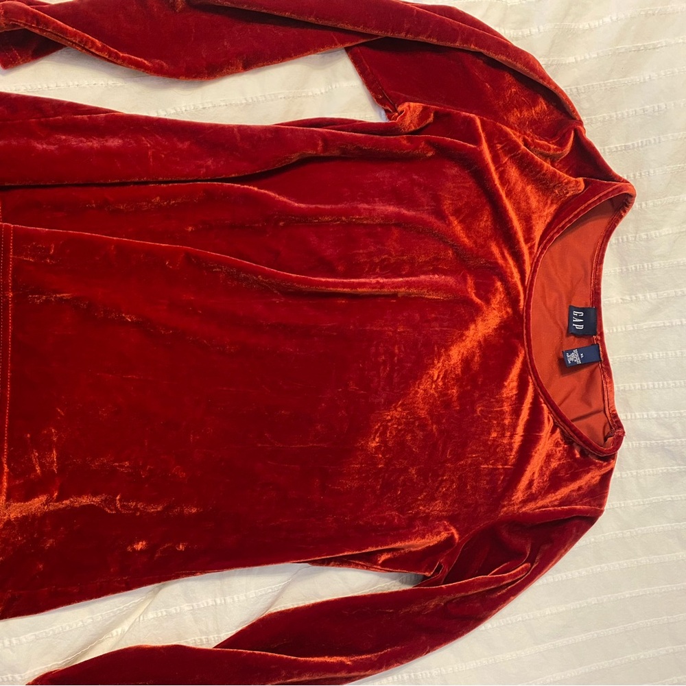 Vintage Gap Red Velvet Long Sleeve Top